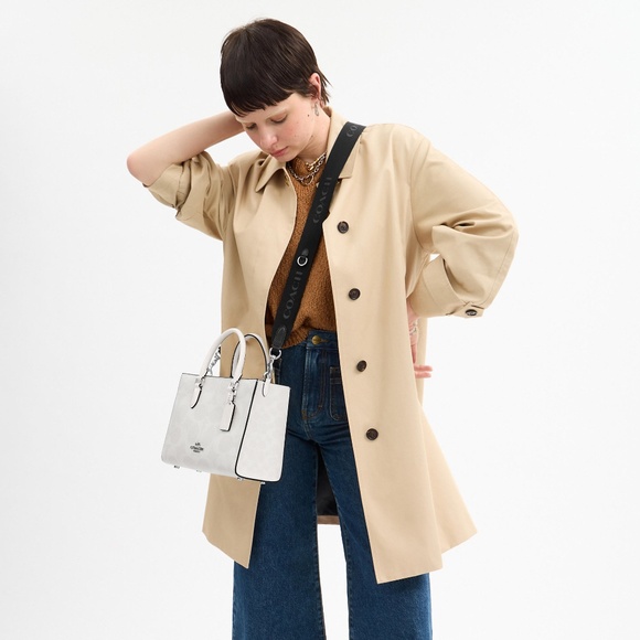 Coach Webbing Strap - Picture 2 of 3